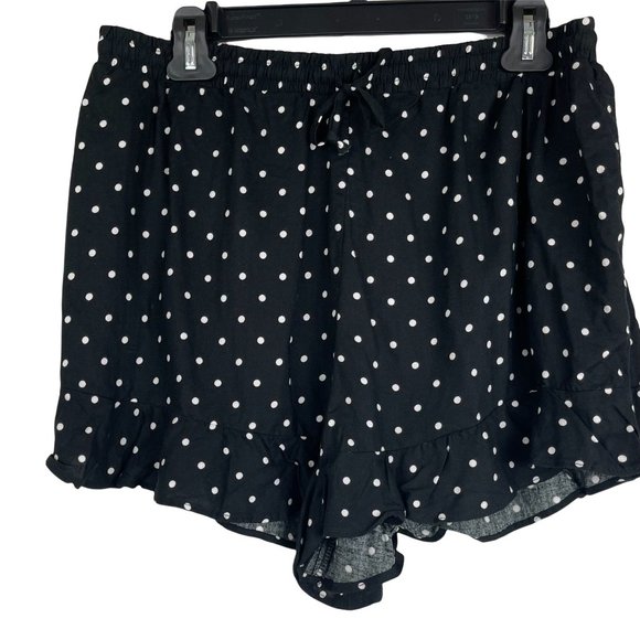 love, Fire Pants - Love, Fire Women Ruffle Polka Dot Stretch Shorts Size L